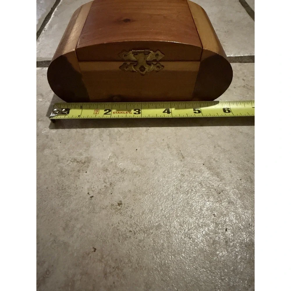 Vtg MidCentury Cedar Rounded Hinged Trinket/keepsake /Jewelry Box Dated 1951